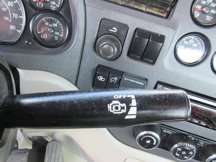 Used 2020 PETERBILT 567