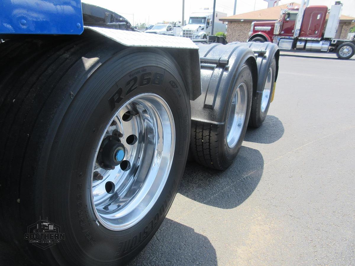 Used 2019 PETERBILT 567