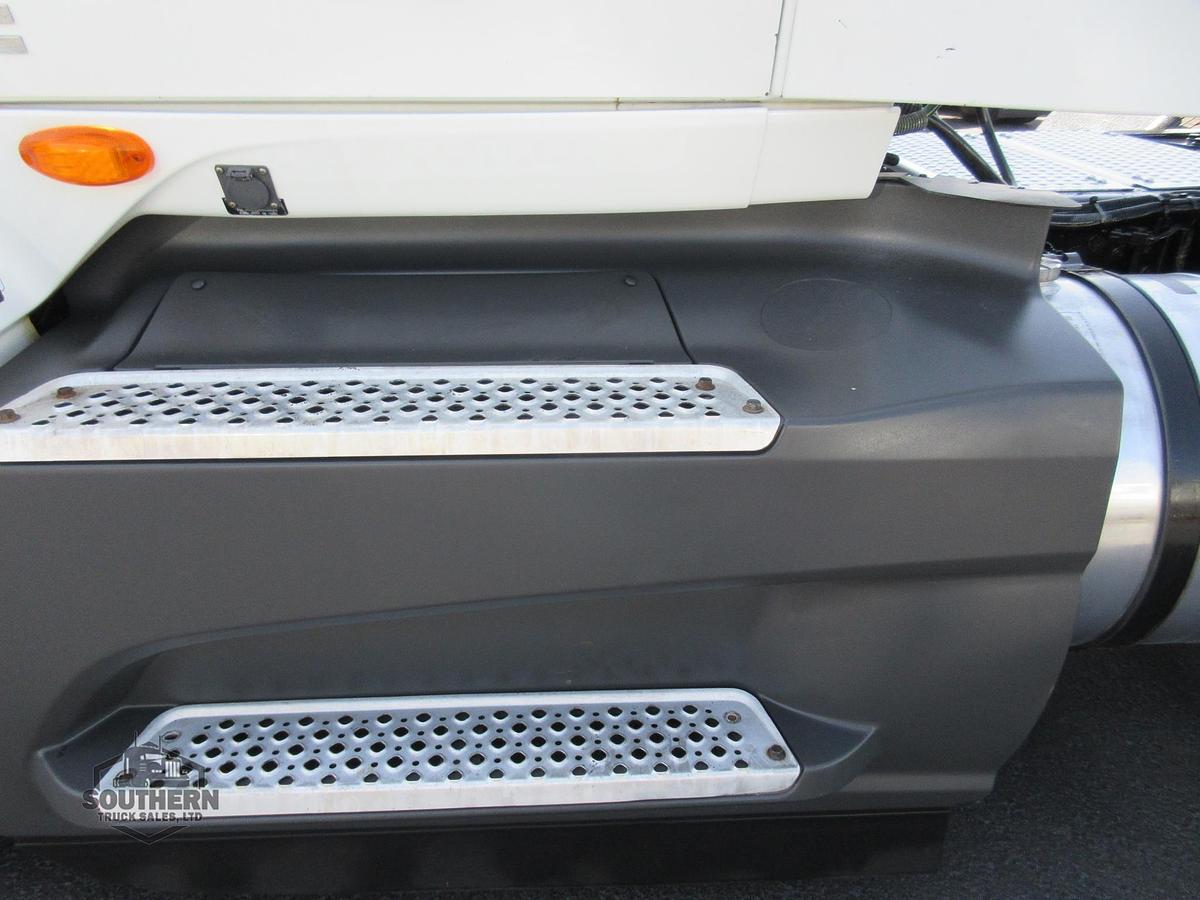Used 2021 INTERNATIONAL LT