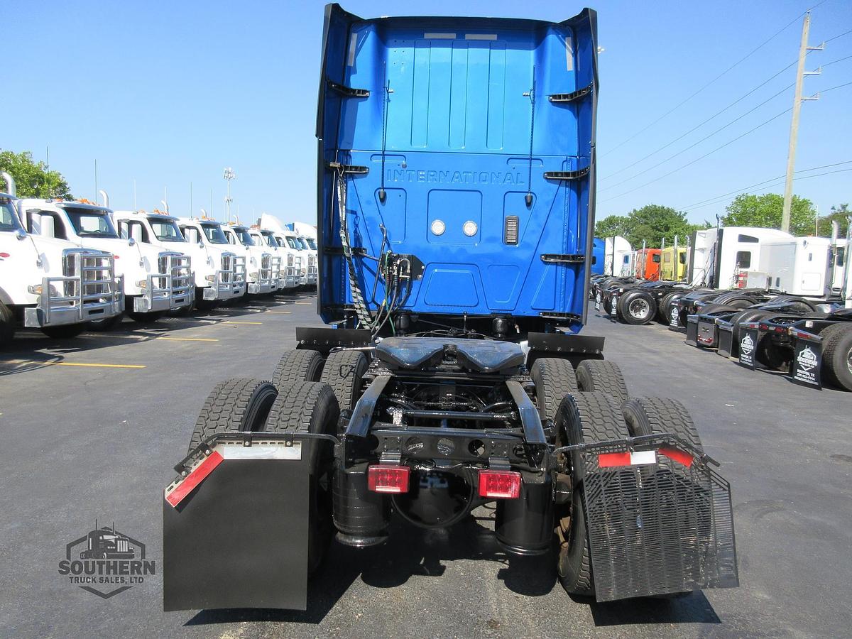 Used 2021 INTERNATIONAL LT