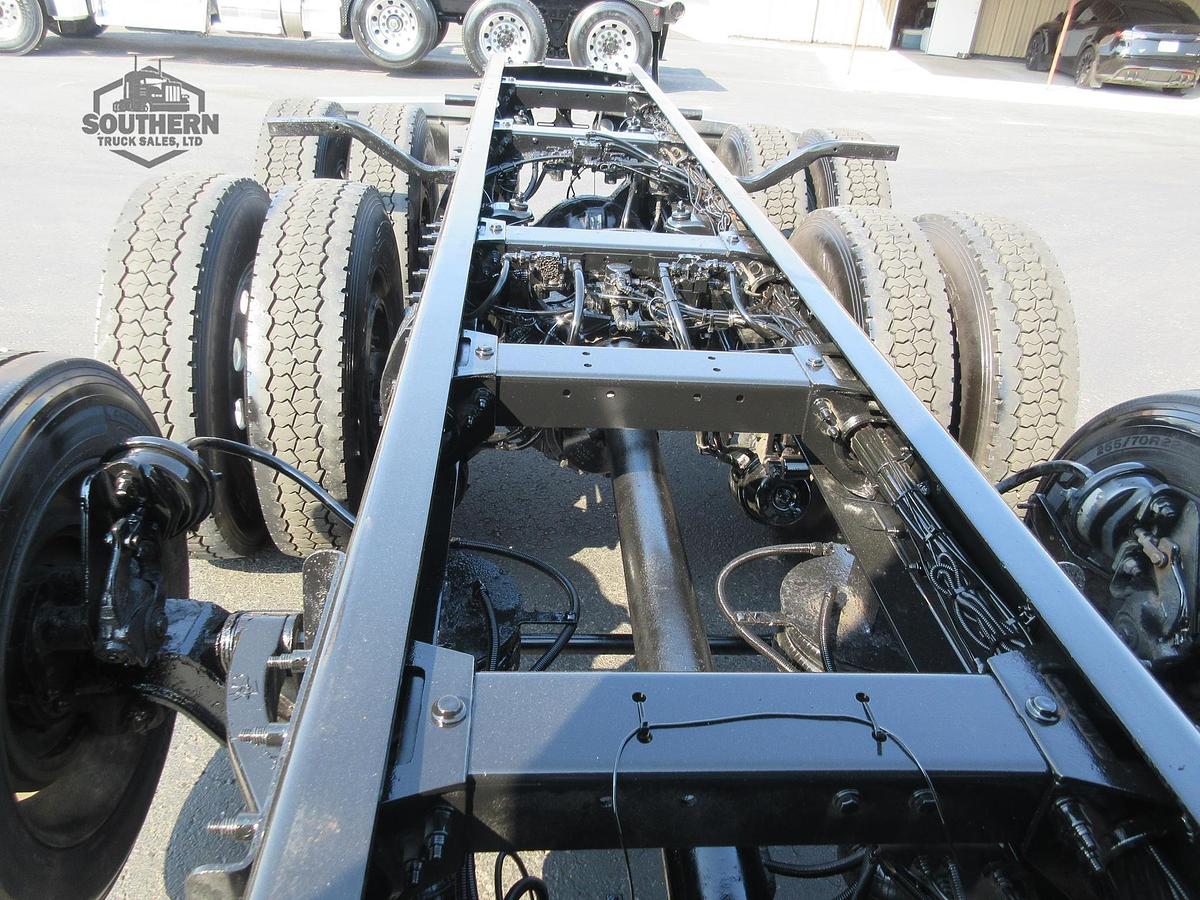 Used 2019 PETERBILT 389