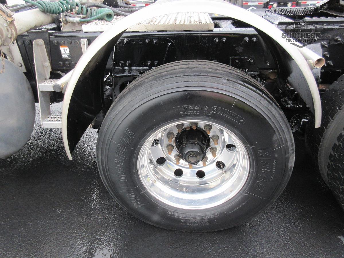 Used 2019 PETERBILT 567