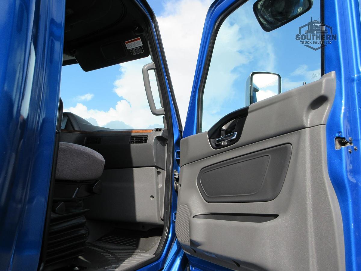 Used 2021 INTERNATIONAL LT