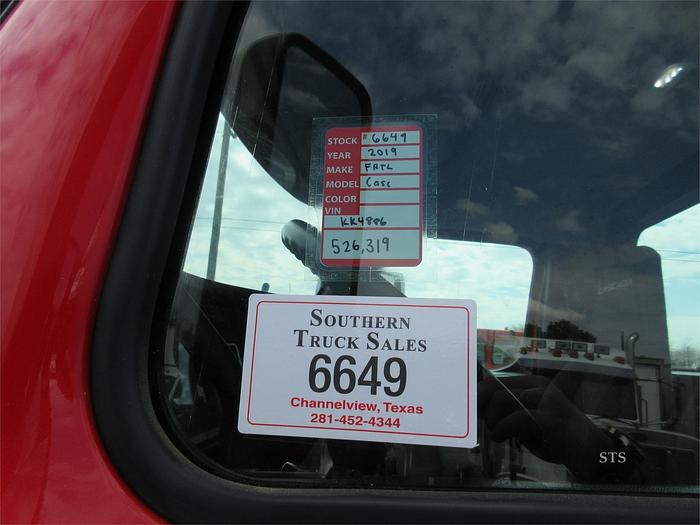 Used 2019 FREIGHTLINER CASCADIA 126