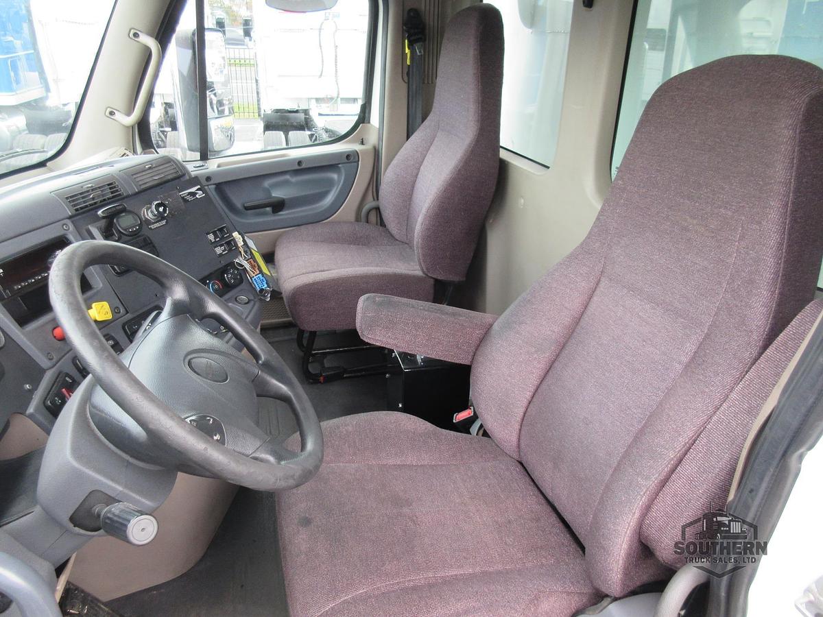 Used 2020 FREIGHTLINER CASCADIA 125