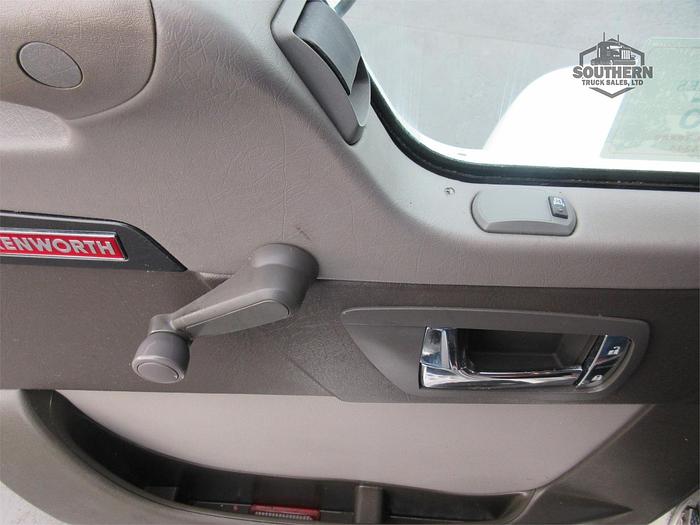 Used 2021 KENWORTH T270