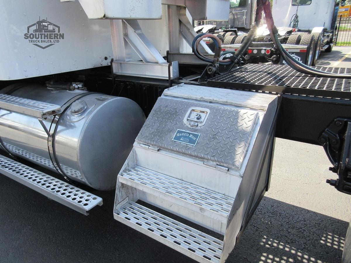 Used 2013 KENWORTH W900L