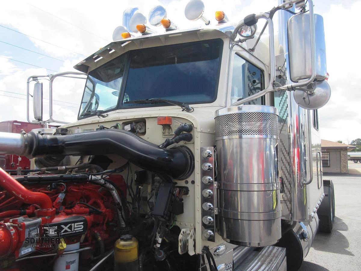 Used 2019 PETERBILT 389