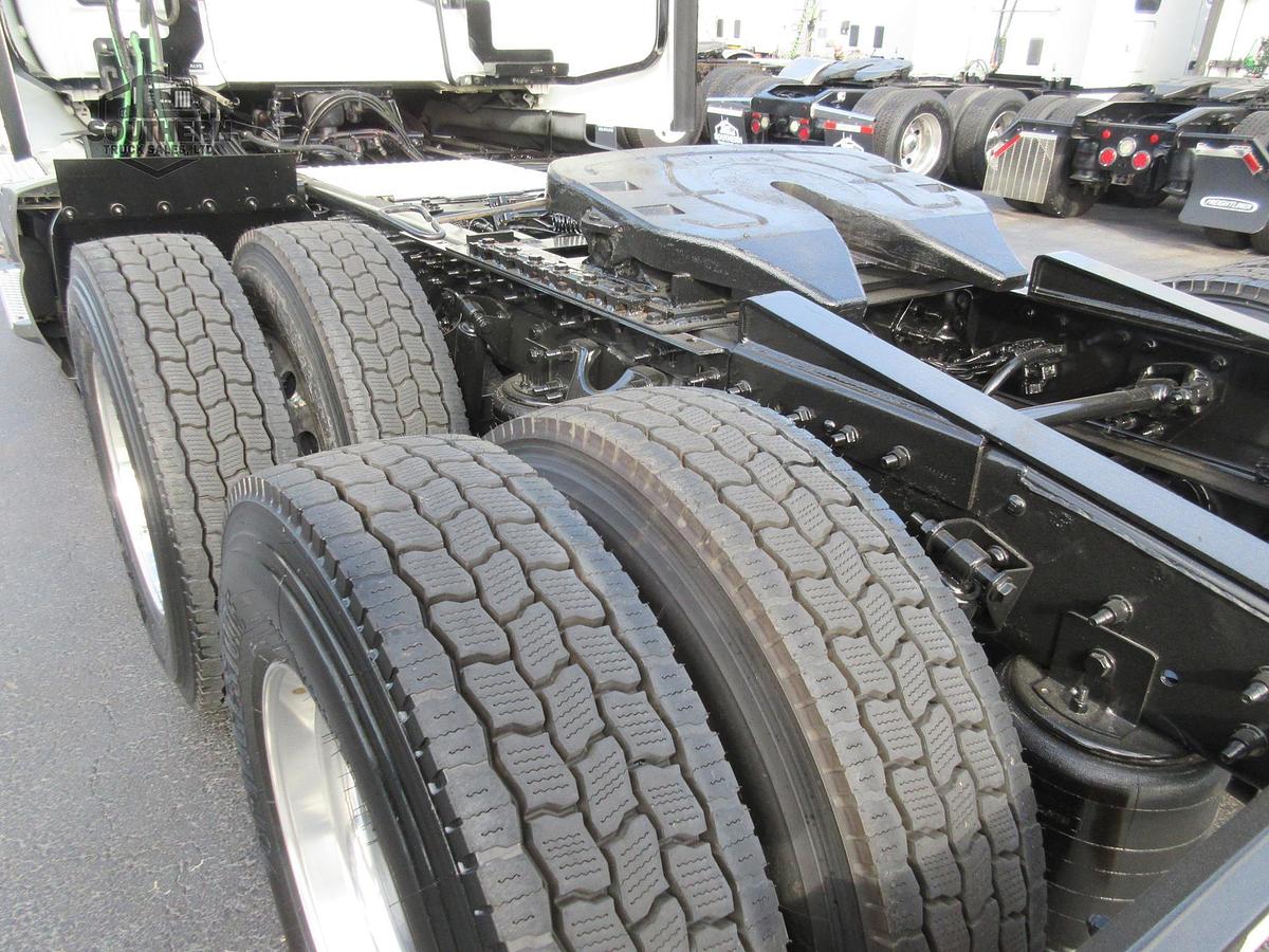 Used 2021 INTERNATIONAL LT