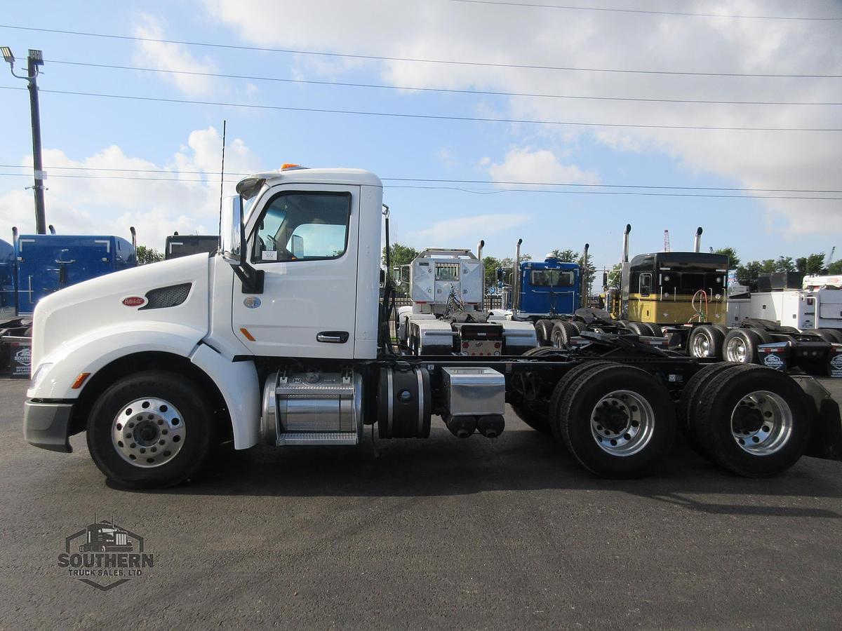 Used 2021 PETERBILT 579