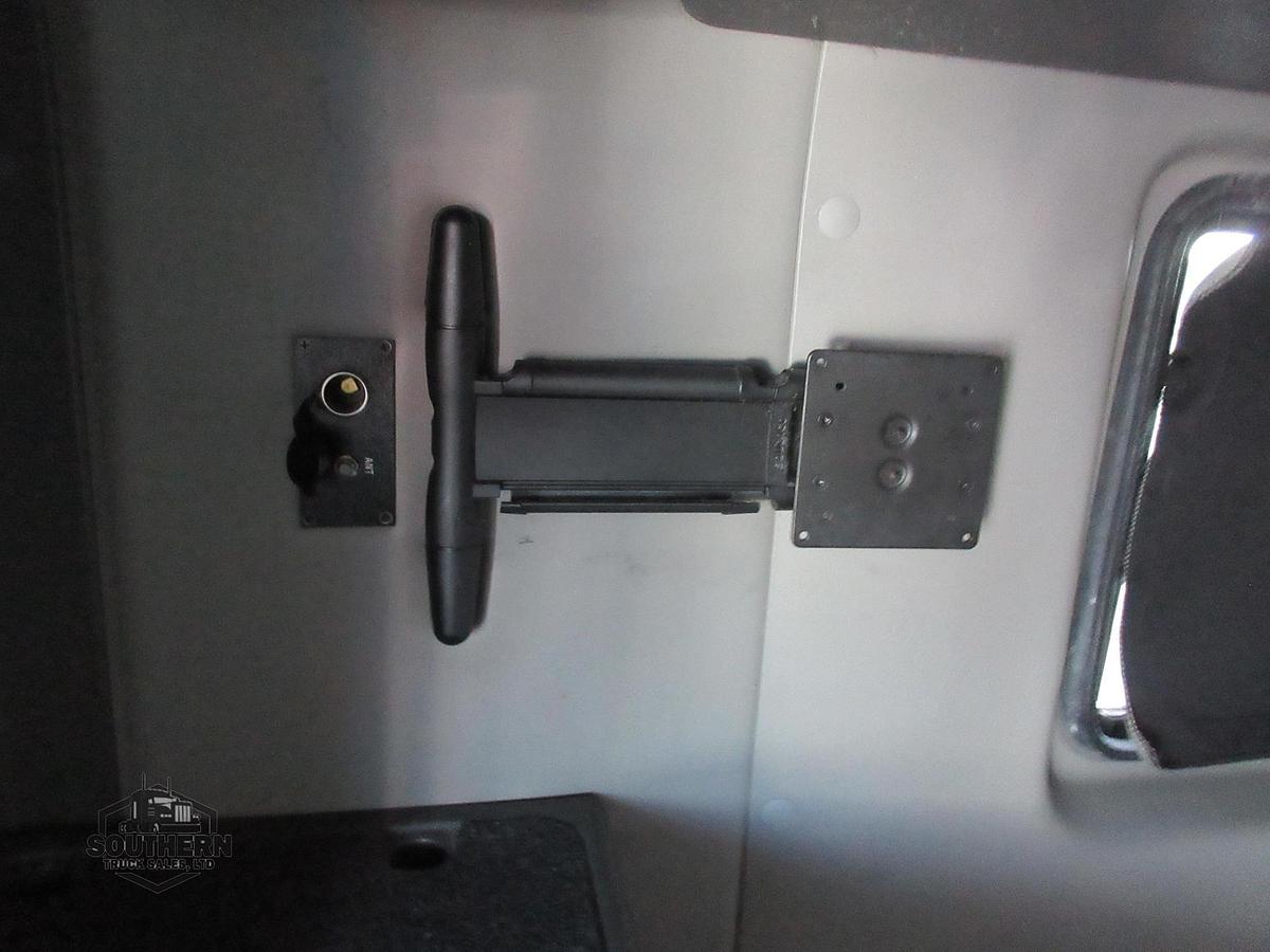 Used 2021 INTERNATIONAL LT