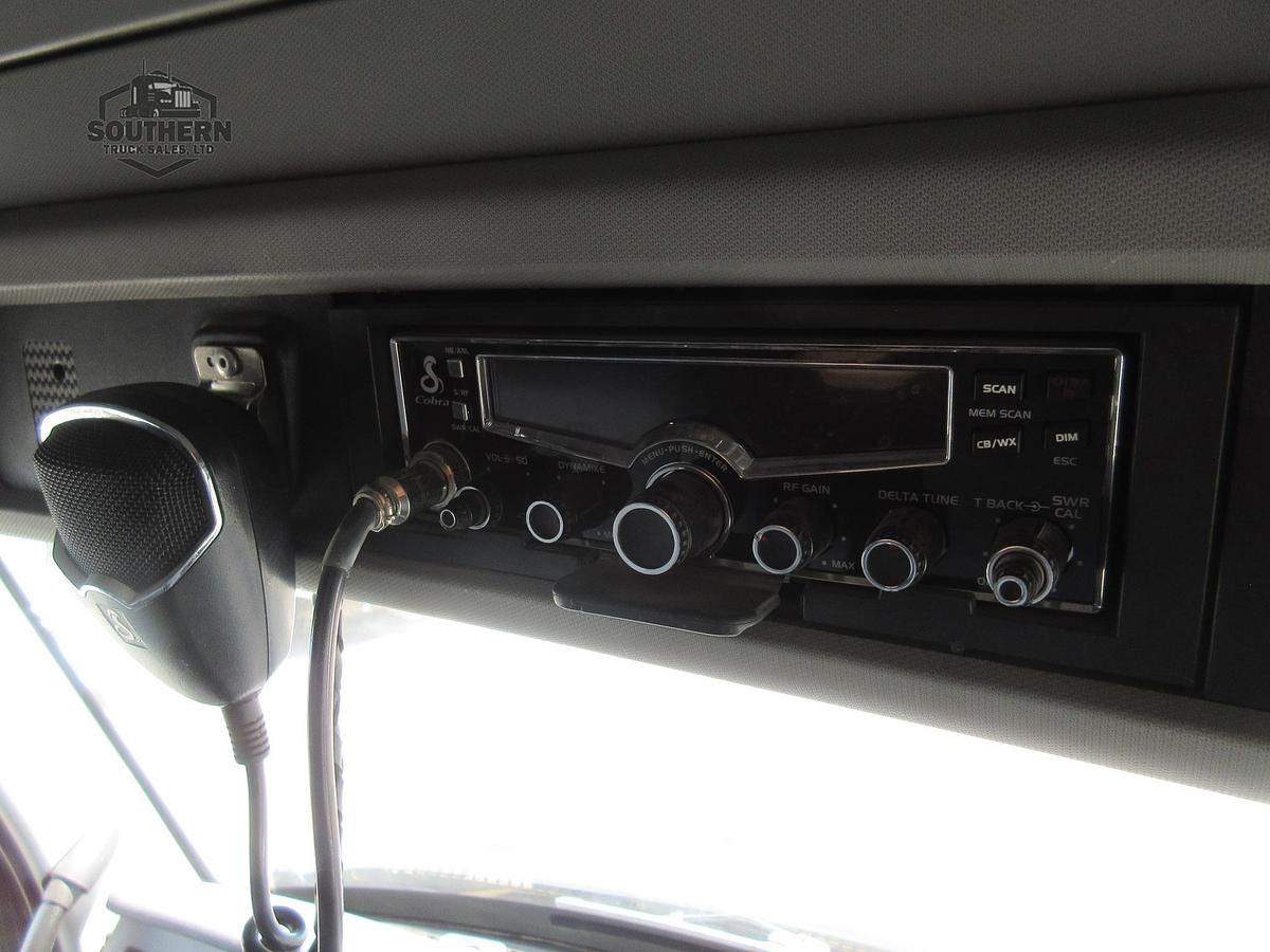 Used 2023 KENWORTH T880