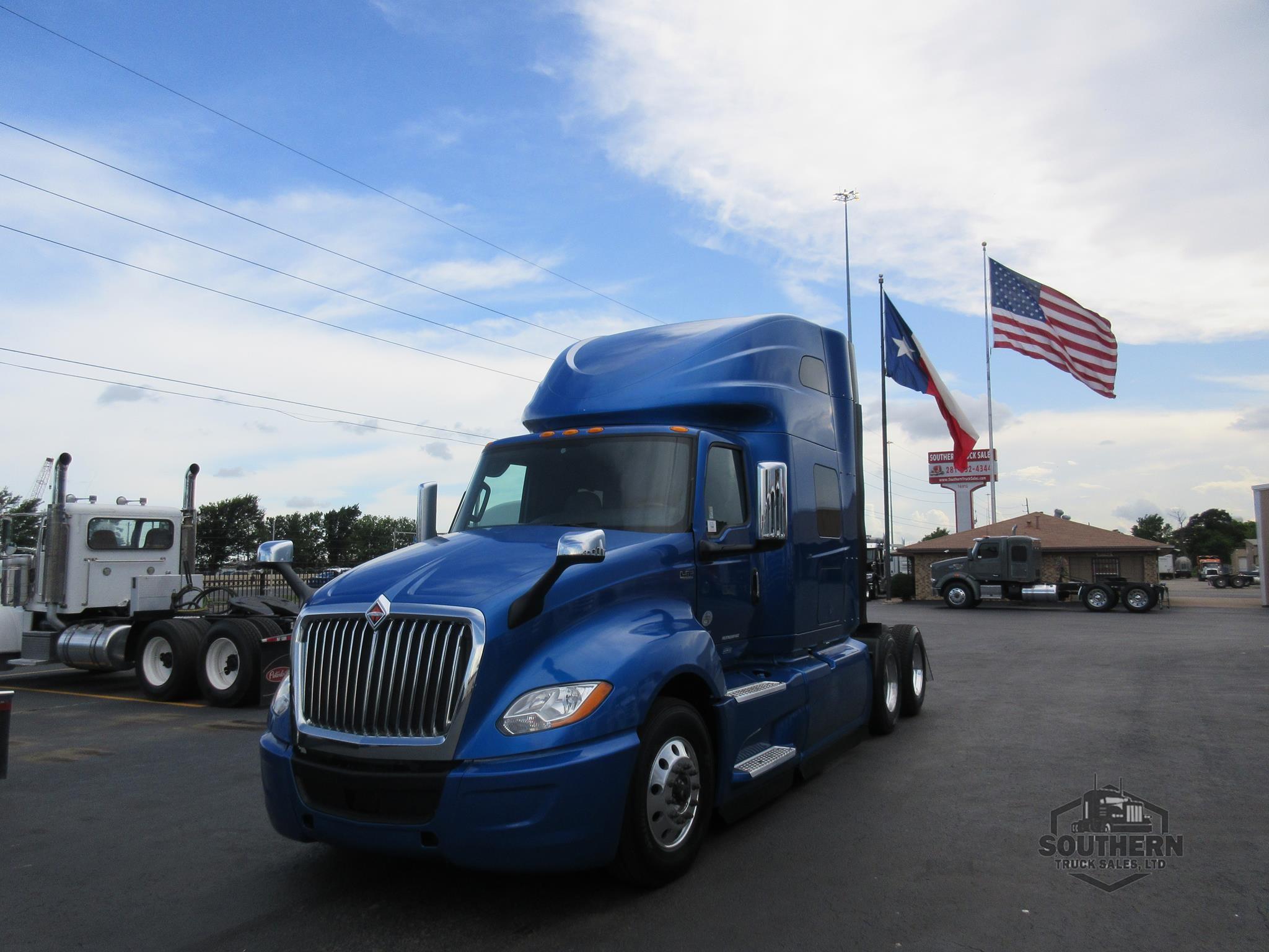 Used 2021 INTERNATIONAL LT
