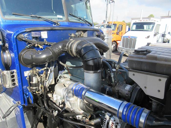 Used 2014 PETERBILT 389