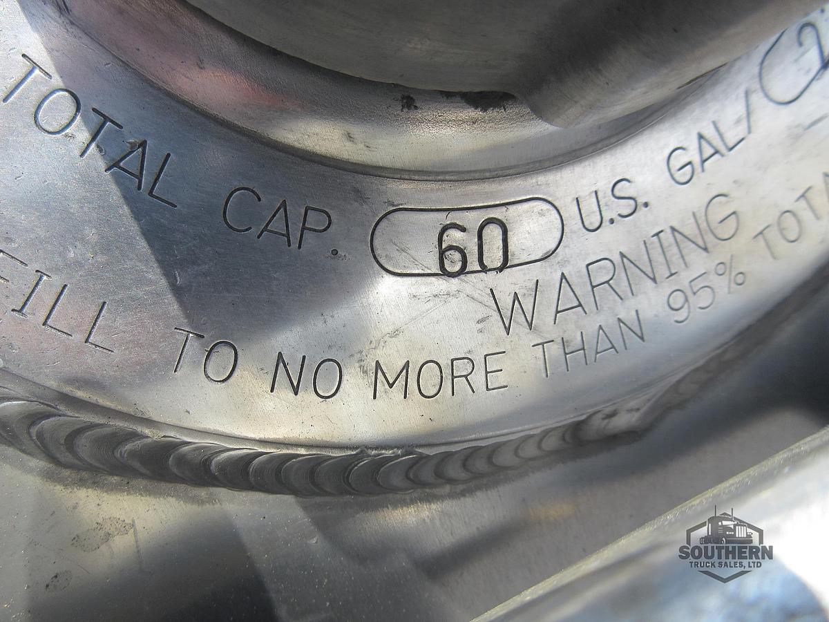 Used 2019 FREIGHTLINER CORONADO 122 SD