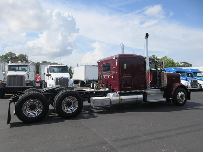 Used 2019 PETERBILT 389