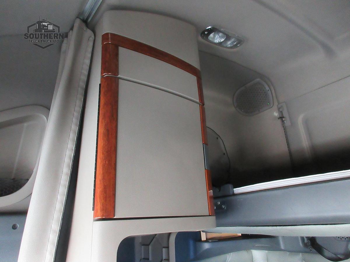 Used 2020 FREIGHTLINER CASCADIA 125