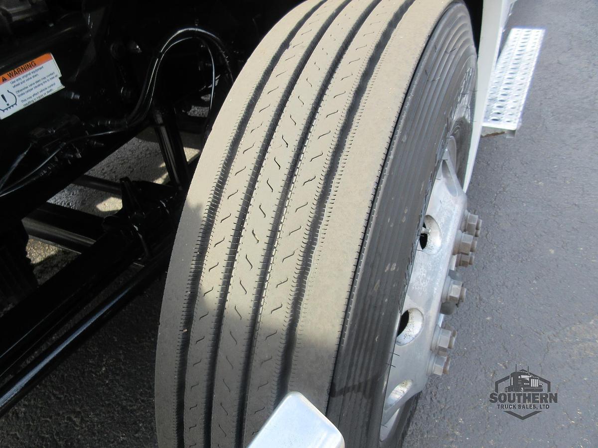 Used 2020 FREIGHTLINER CASCADIA 126