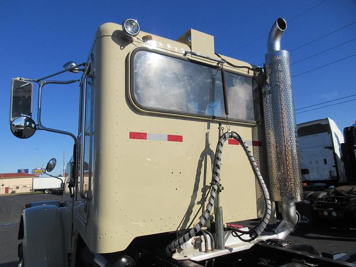 Used 2013 PETERBILT 365