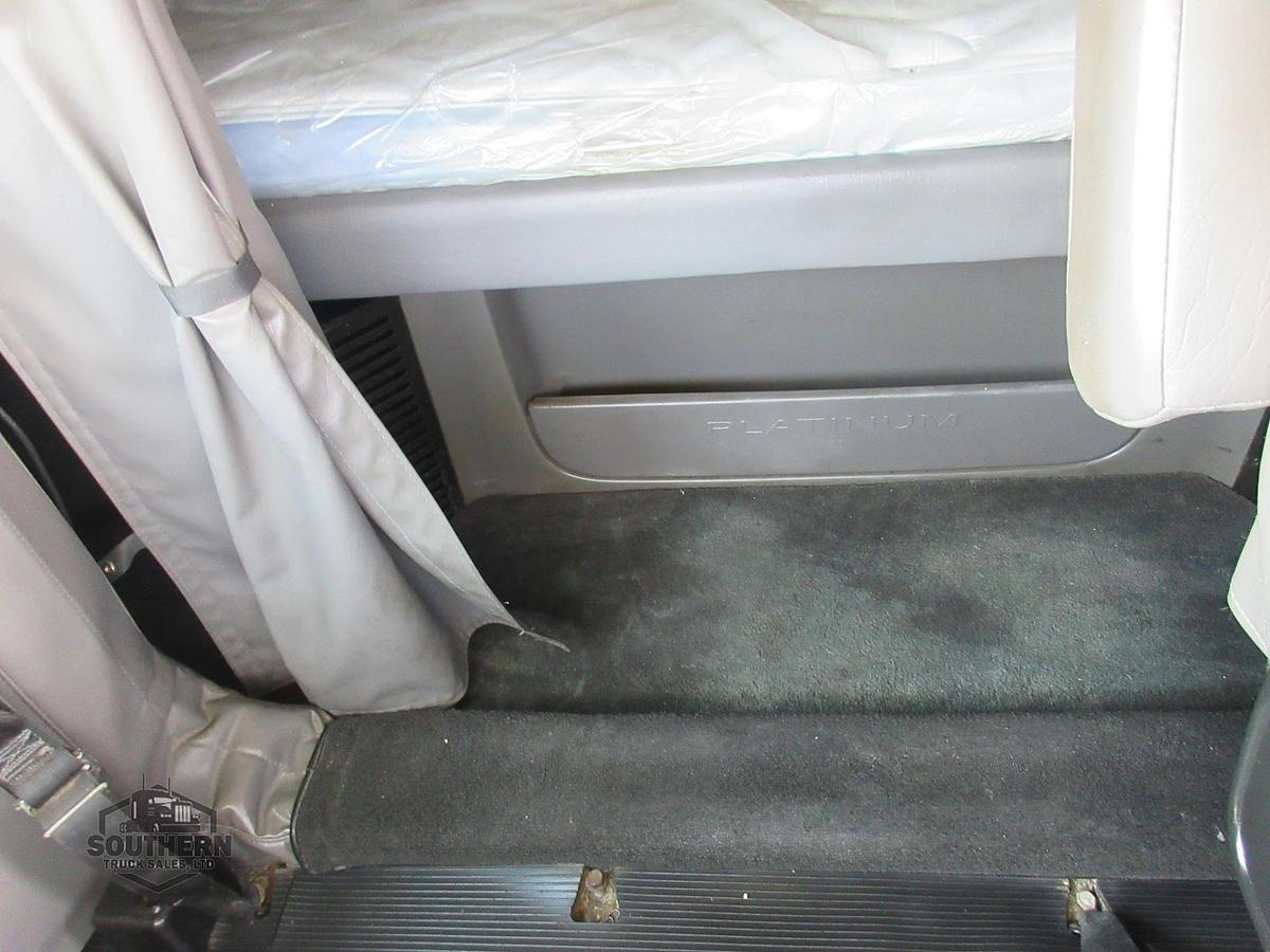 Used 2017 PETERBILT 389