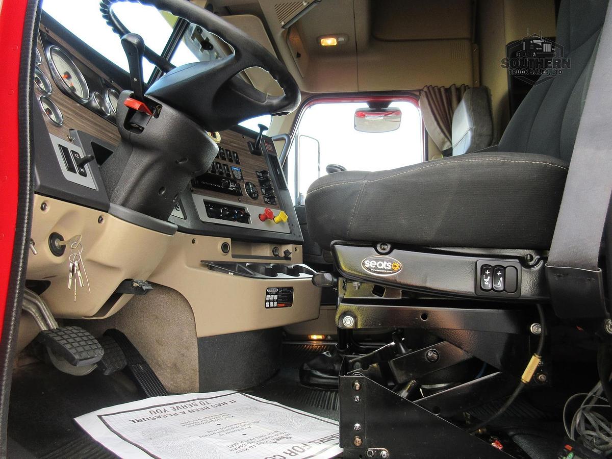 Used 2021 FREIGHTLINER CORONADO 122 SD