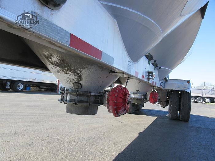 Used 2011 POLAR 41 ft