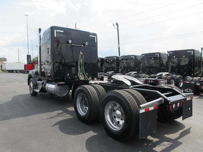 Used 2021 KENWORTH T880