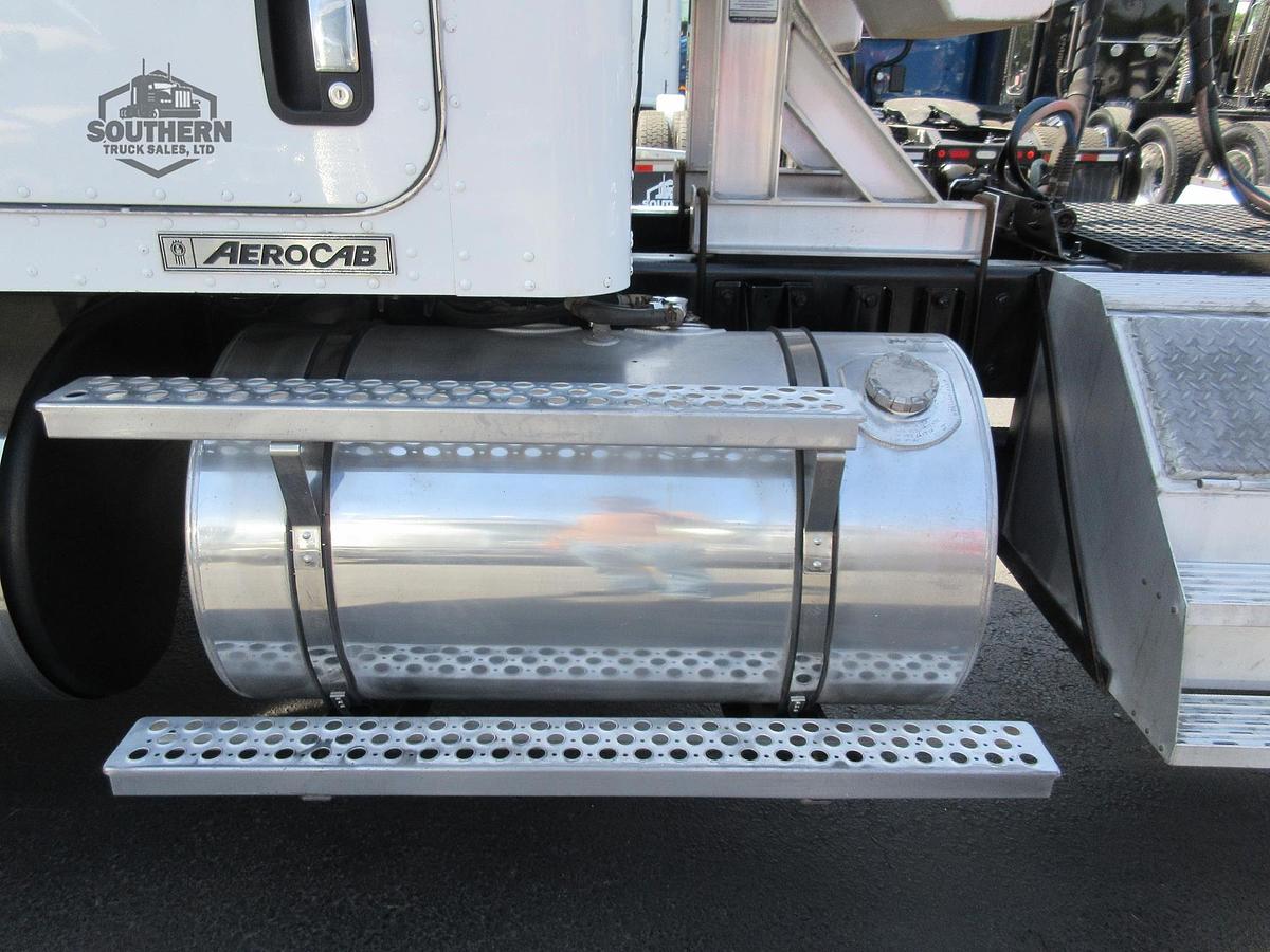 Used 2013 KENWORTH W900L