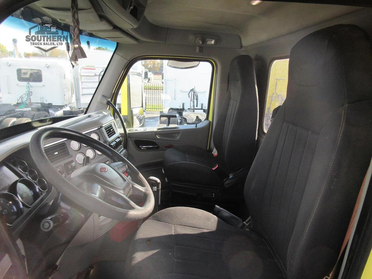 Used 2020 PETERBILT 567