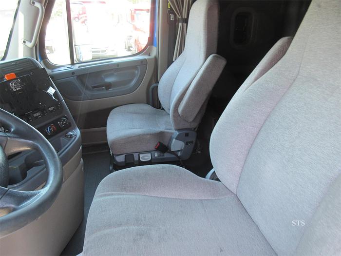 Used 2017 FREIGHTLINER CASCADIA 125