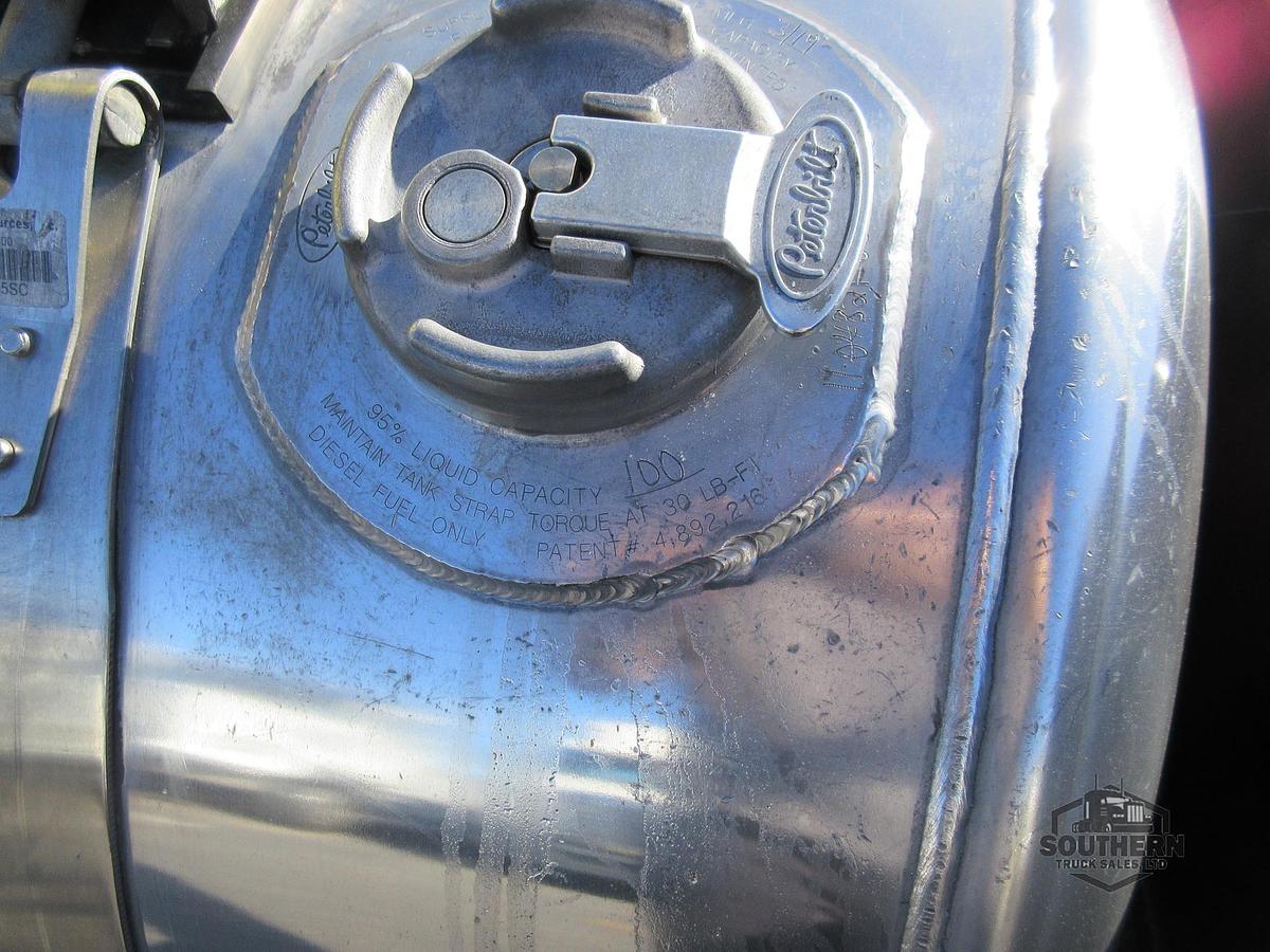 Used 2020 PETERBILT 567