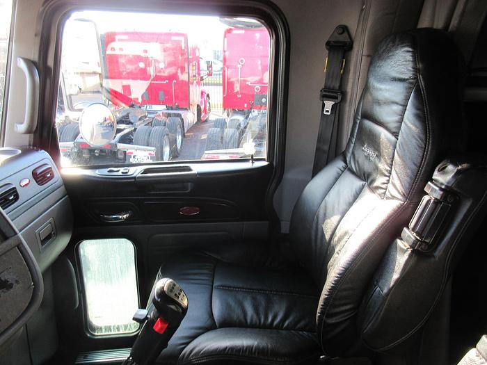 Used 2019 PETERBILT 389