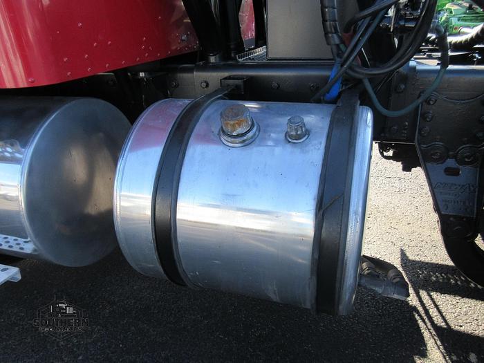 Used 2011 KENWORTH T800