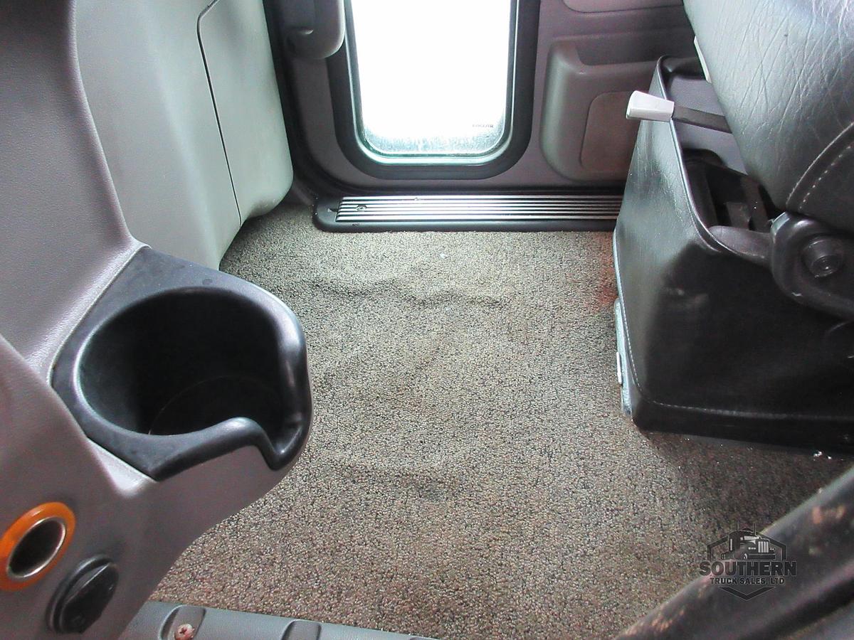 Used 2019 PETERBILT 389