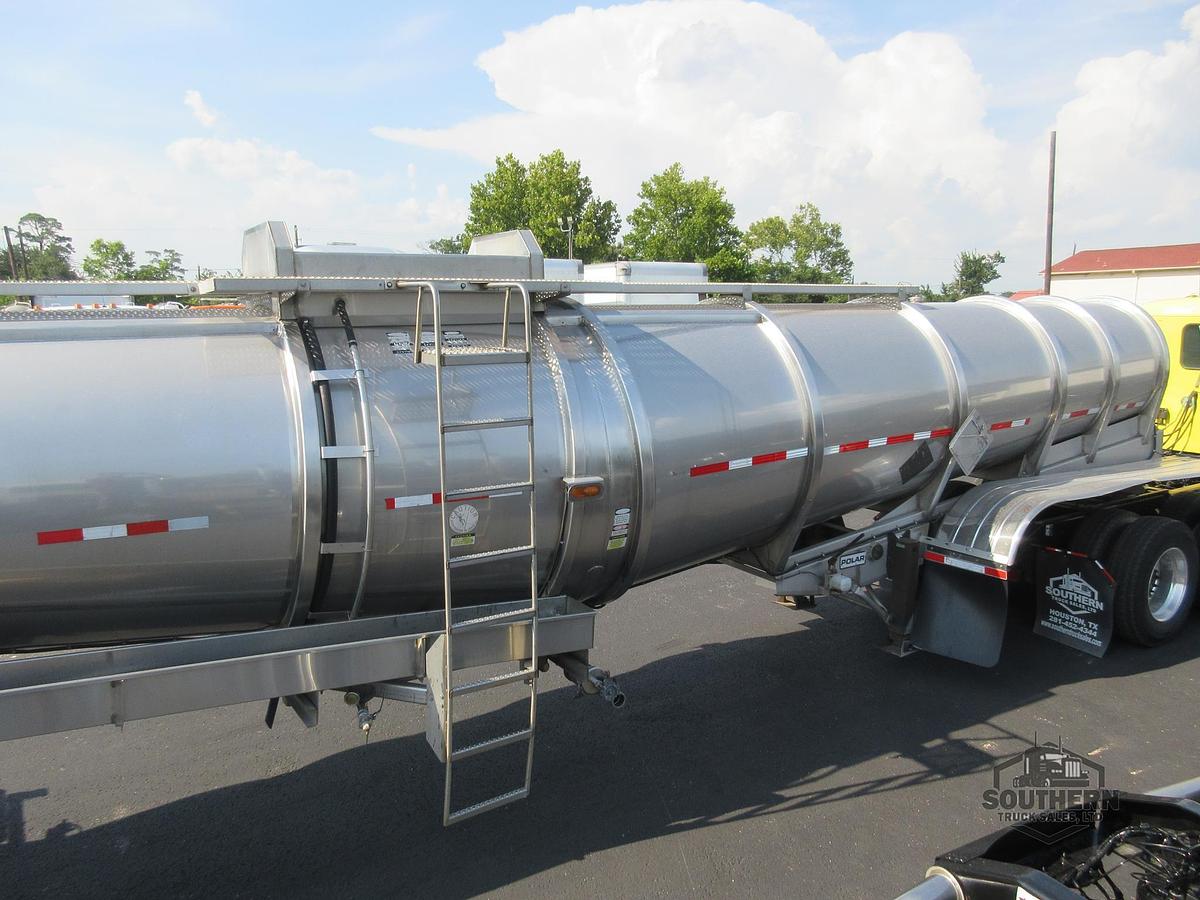 Used 2014 POLAR 42 ft