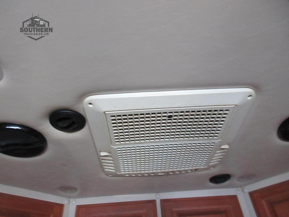 Used 2015 PETERBILT 579 ARI