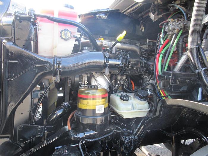 Used 2017 FREIGHTLINER CASCADIA 113