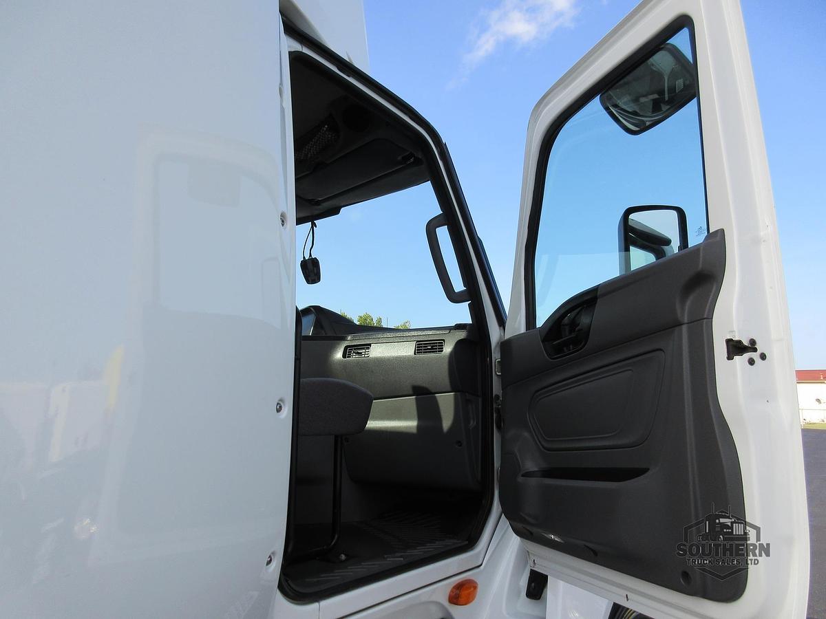 Used 2021 INTERNATIONAL LT