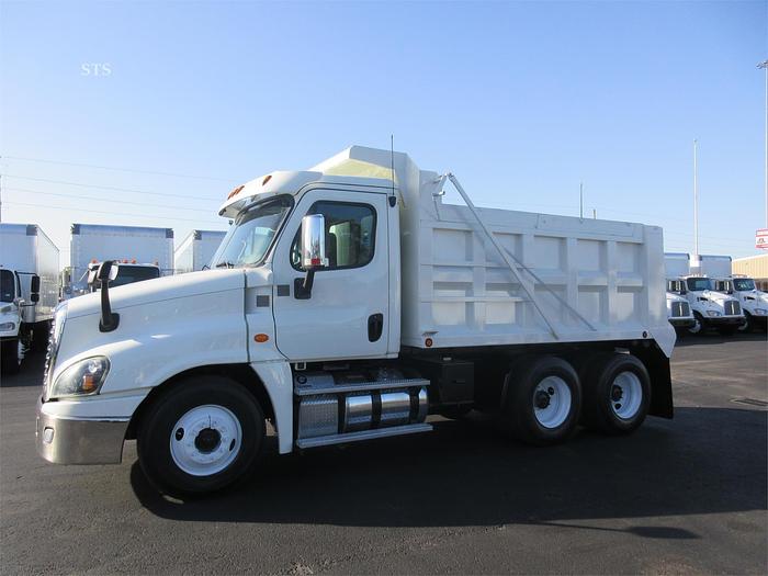 Used 2016 FREIGHTLINER CASCADIA 125