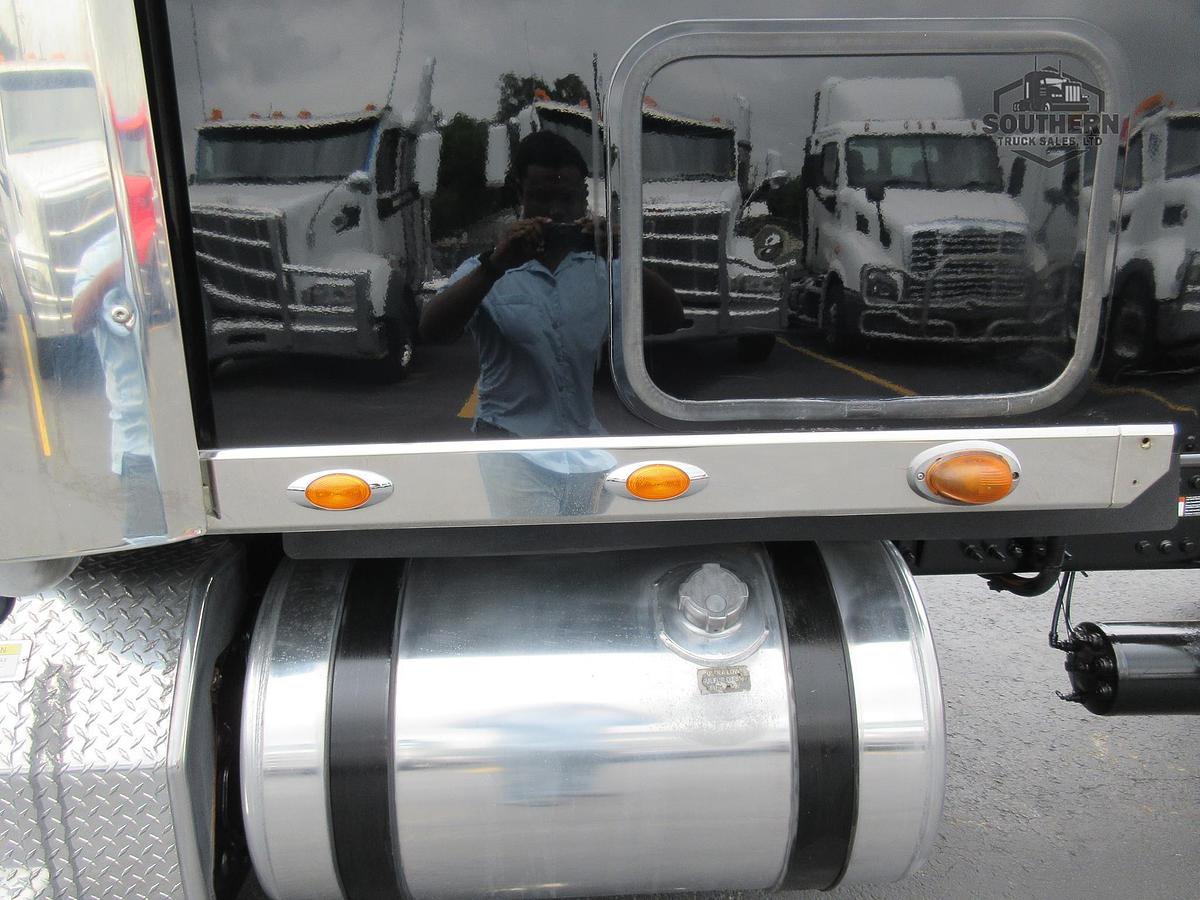 Used 2023 FREIGHTLINER CORONADO 122 SD