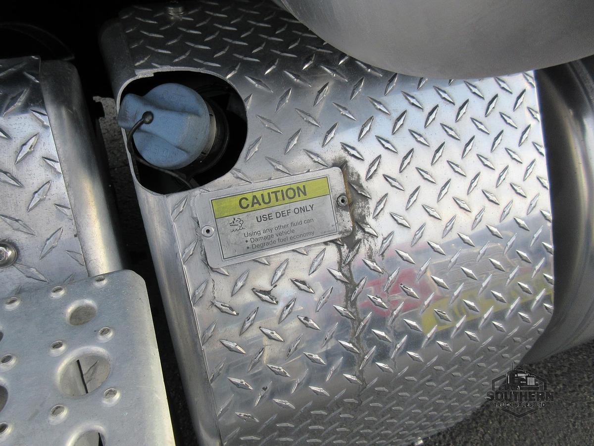 Used 2021 FREIGHTLINER CORONADO 122 SD