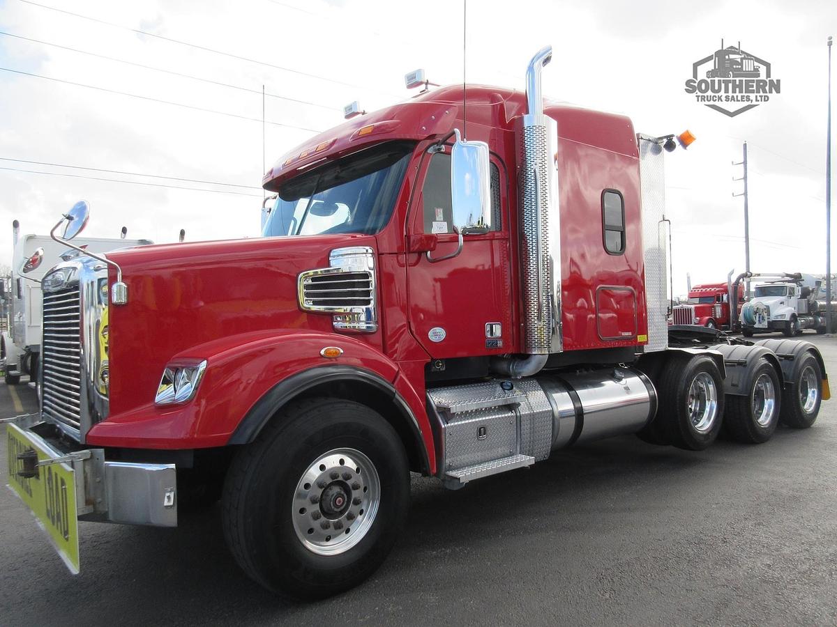 Used 2021 FREIGHTLINER CORONADO 122 SD