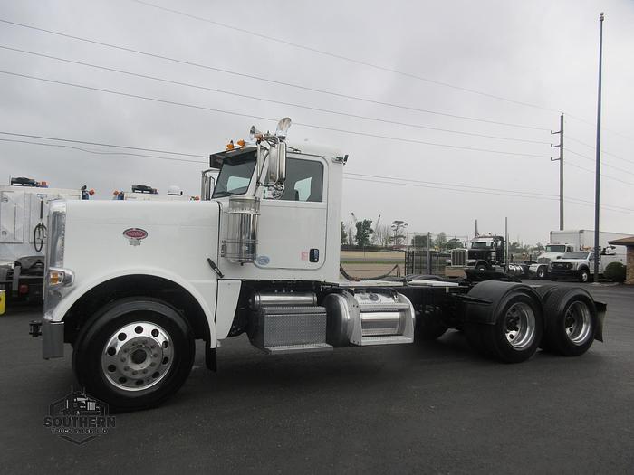 Used 2019 PETERBILT 389