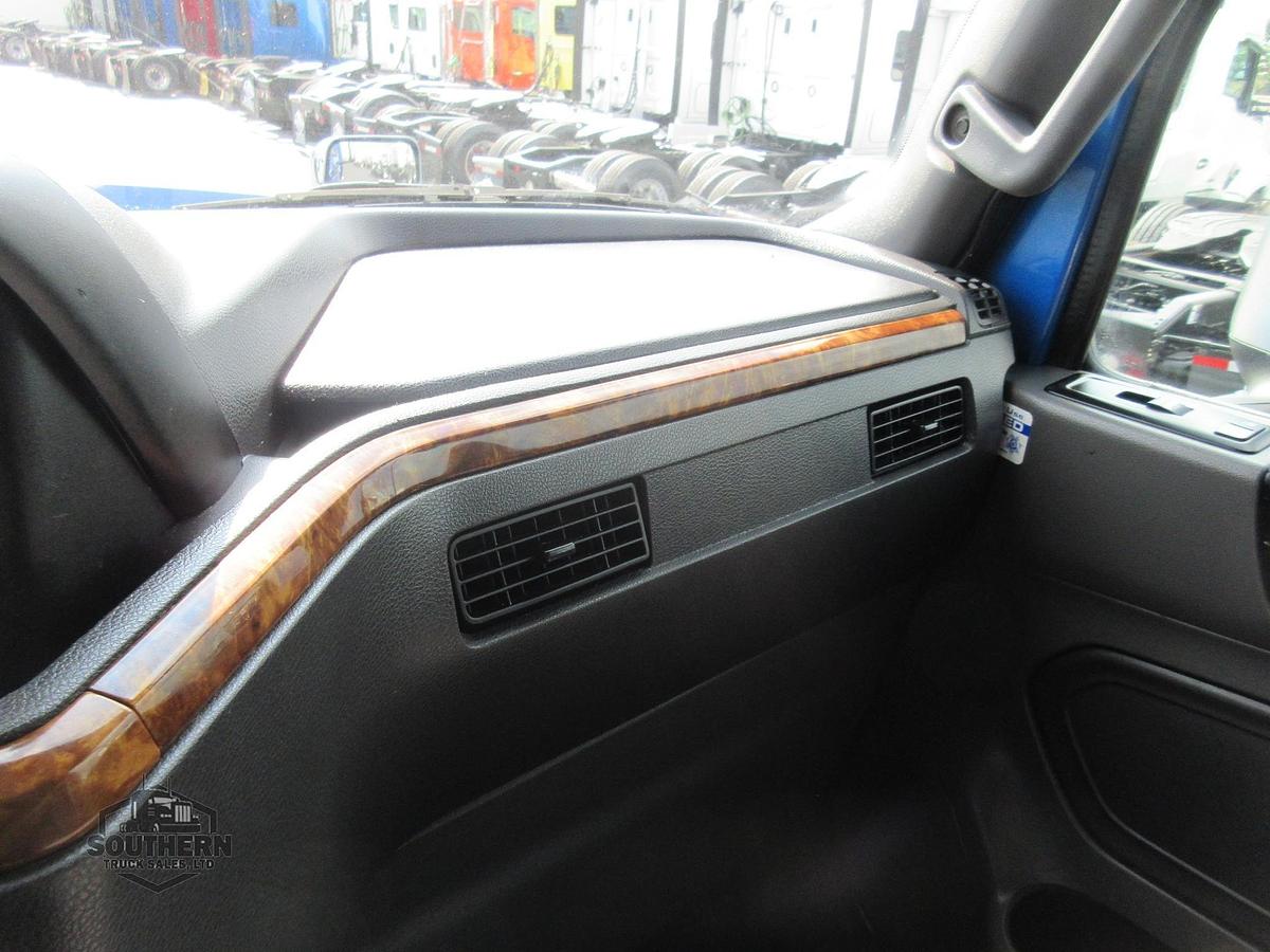 Used 2021 INTERNATIONAL LT