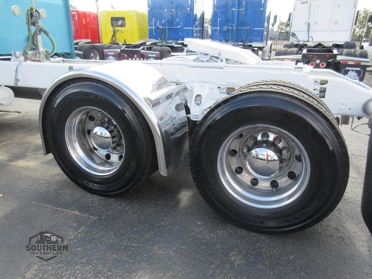 Used 2021 PETERBILT 389