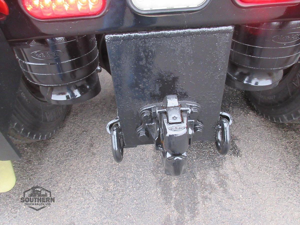 Used 2021 PETERBILT 567