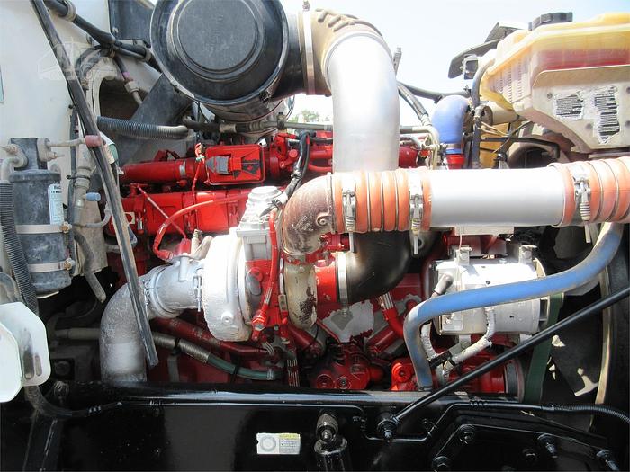 Used 2016 PETERBILT 365