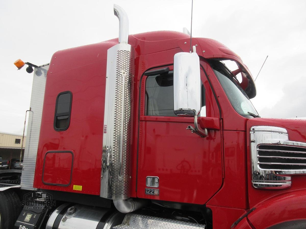 Used 2021 FREIGHTLINER CORONADO 122 SD