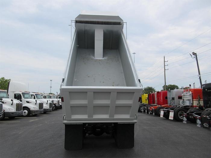 Used 2015 PETERBILT 365