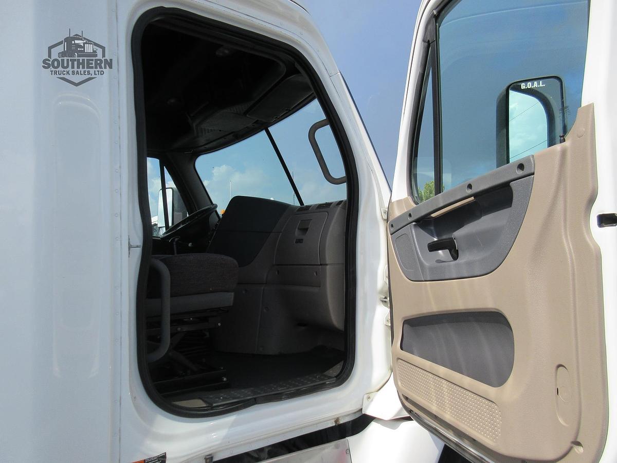 Used 2014 FREIGHTLINER CASCADIA 125 EVOLUTION